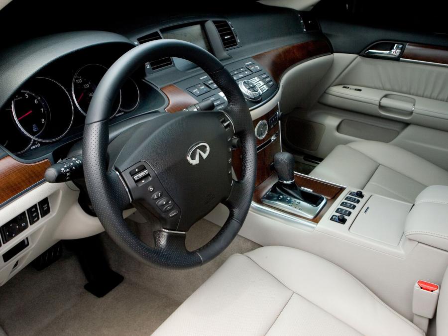  Infiniti M45x 2008 года  (фото 10 из 11)